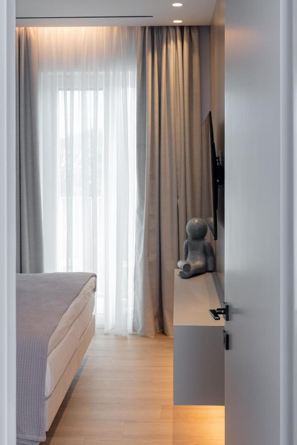 Contessa Bianca Luxury Suites コルフ島 エクステリア 写真