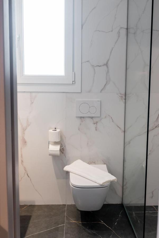 Contessa Bianca Luxury Suites コルフ島 エクステリア 写真