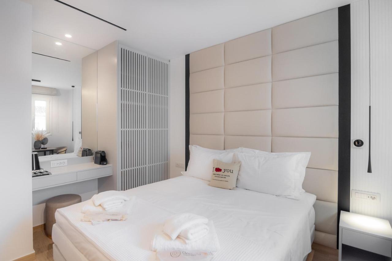 Contessa Bianca Luxury Suites コルフ島 エクステリア 写真
