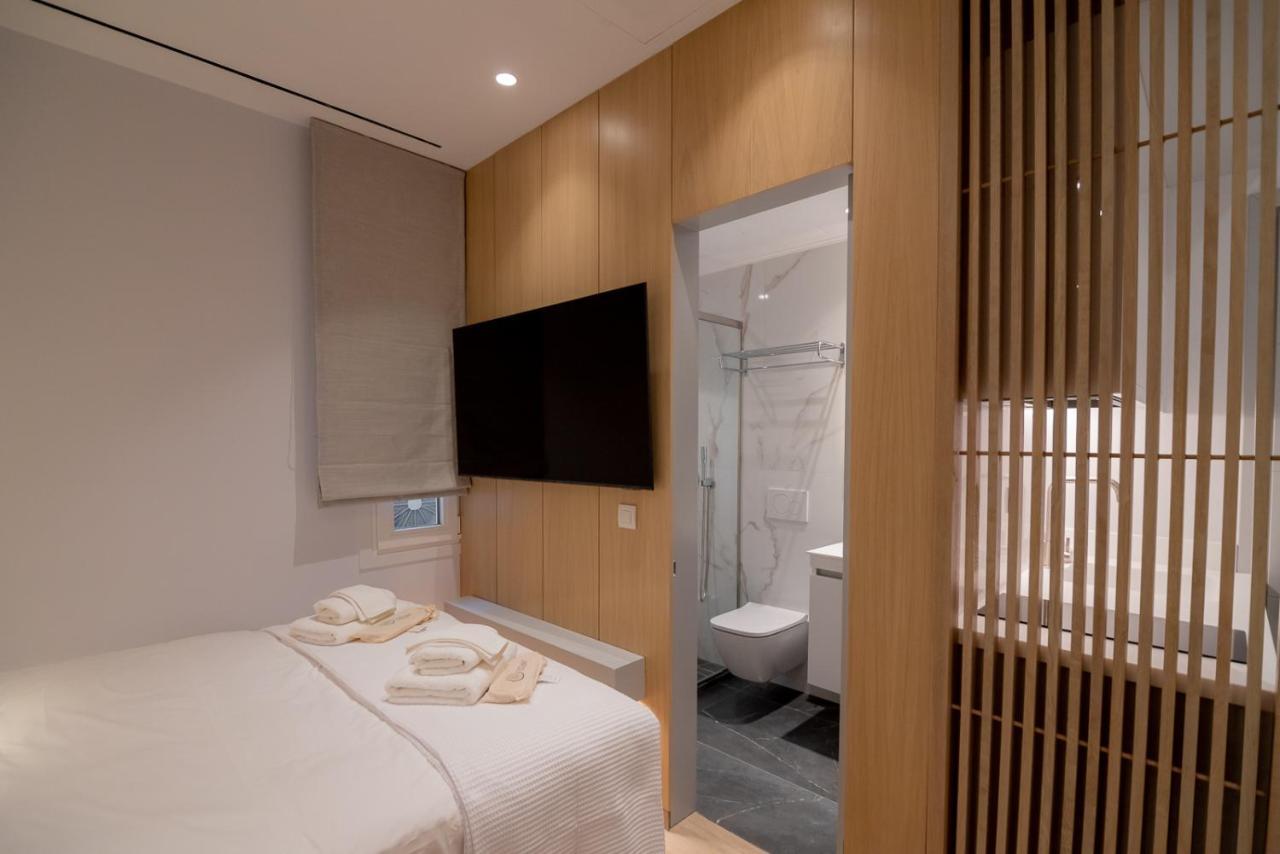 Contessa Bianca Luxury Suites コルフ島 エクステリア 写真
