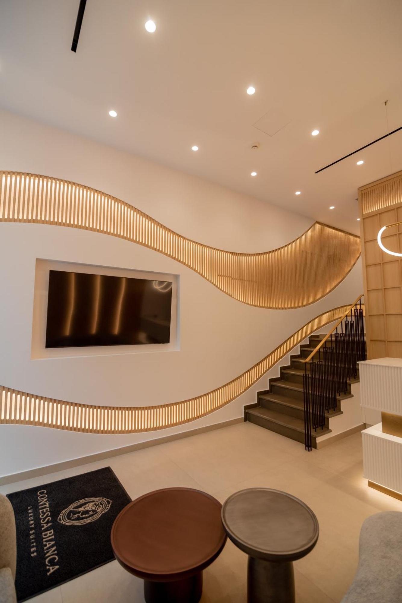 Contessa Bianca Luxury Suites コルフ島 エクステリア 写真