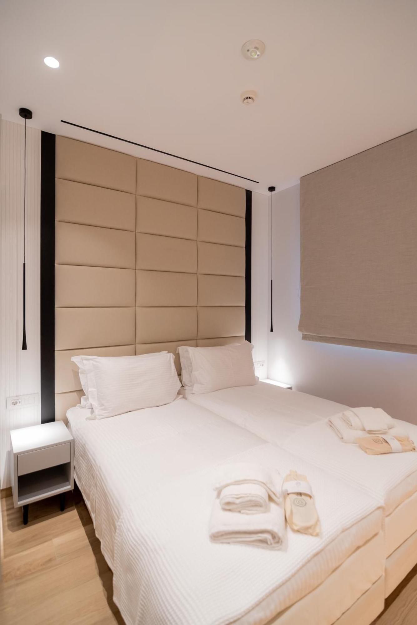 Contessa Bianca Luxury Suites コルフ島 エクステリア 写真